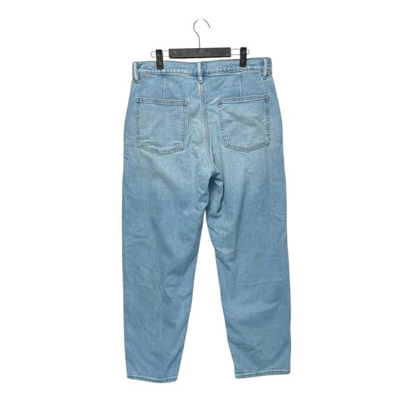 Uniqlo Relaxed Ankle Jeans NWT Women's Sz M Light Wash Academia Everyday Denim - Picture 3 of 8